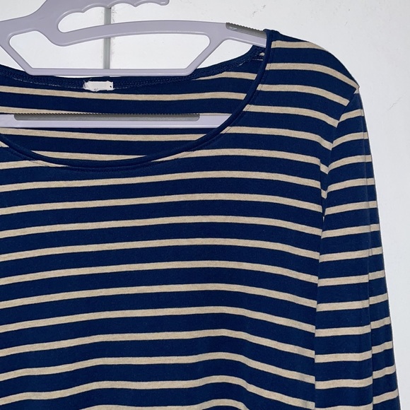 *FREE WITH PURCHASE* Vintage striped long sleeve tee - Picture 7 of 15